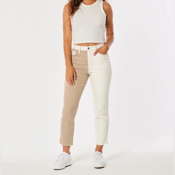 Hollister Ultra High-Rise Two-Tone Mom Jeans - 00 Short - Picture 1 of 7